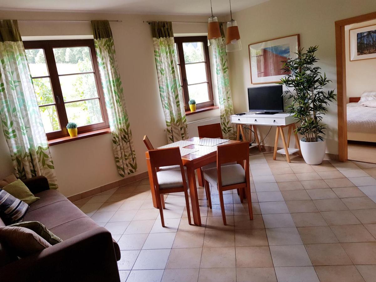 Apartamenty Dom Na Wzgorzu Gardenia Stronie Slaskie Luaran gambar