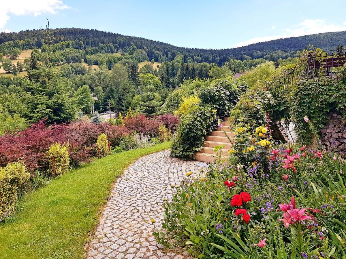 Apartamenty Dom Na Wzgorzu Gardenia Stronie Slaskie Luaran gambar